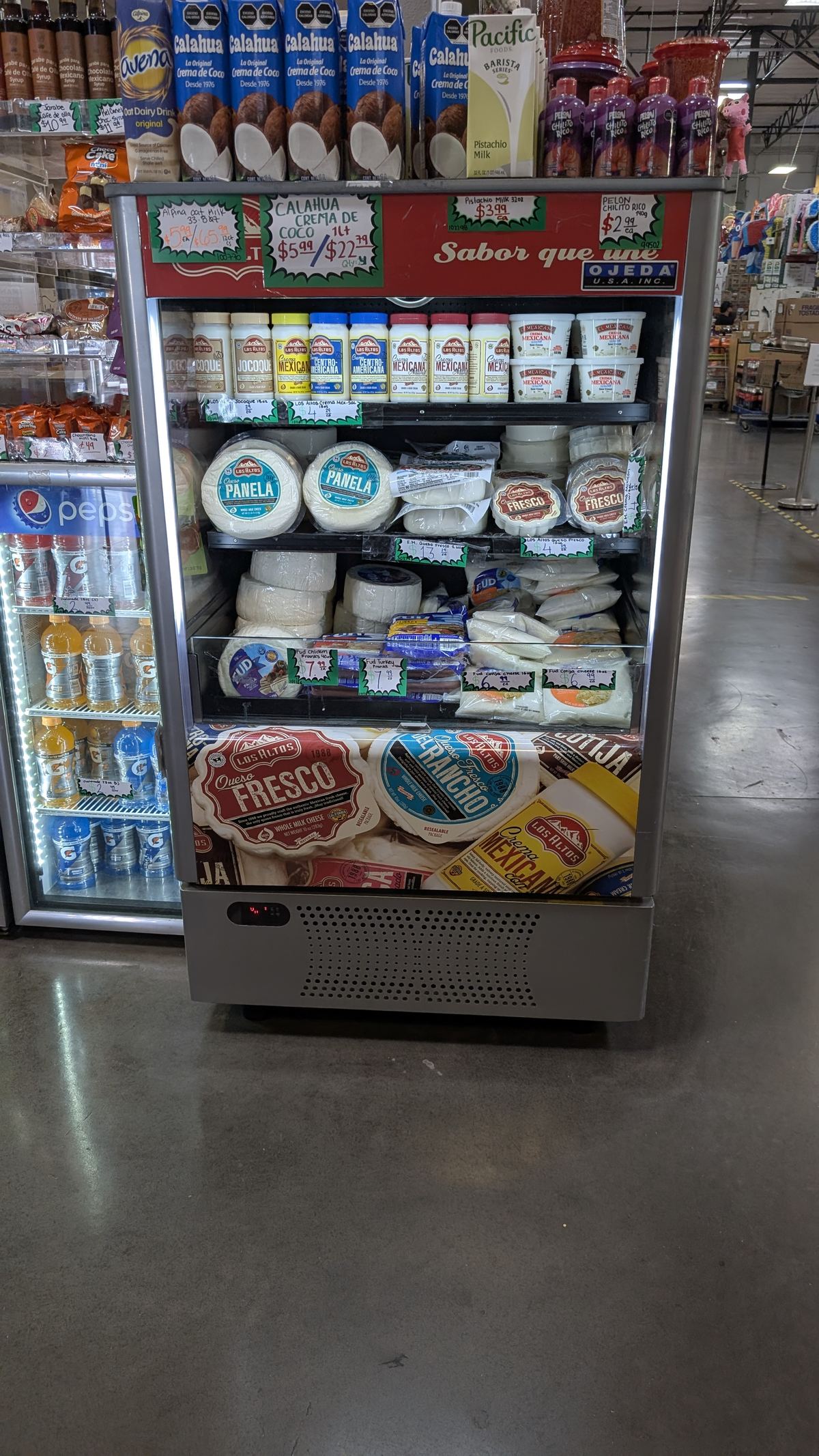 Aisle and supplies inside Central Cash & Carry, photo 26
