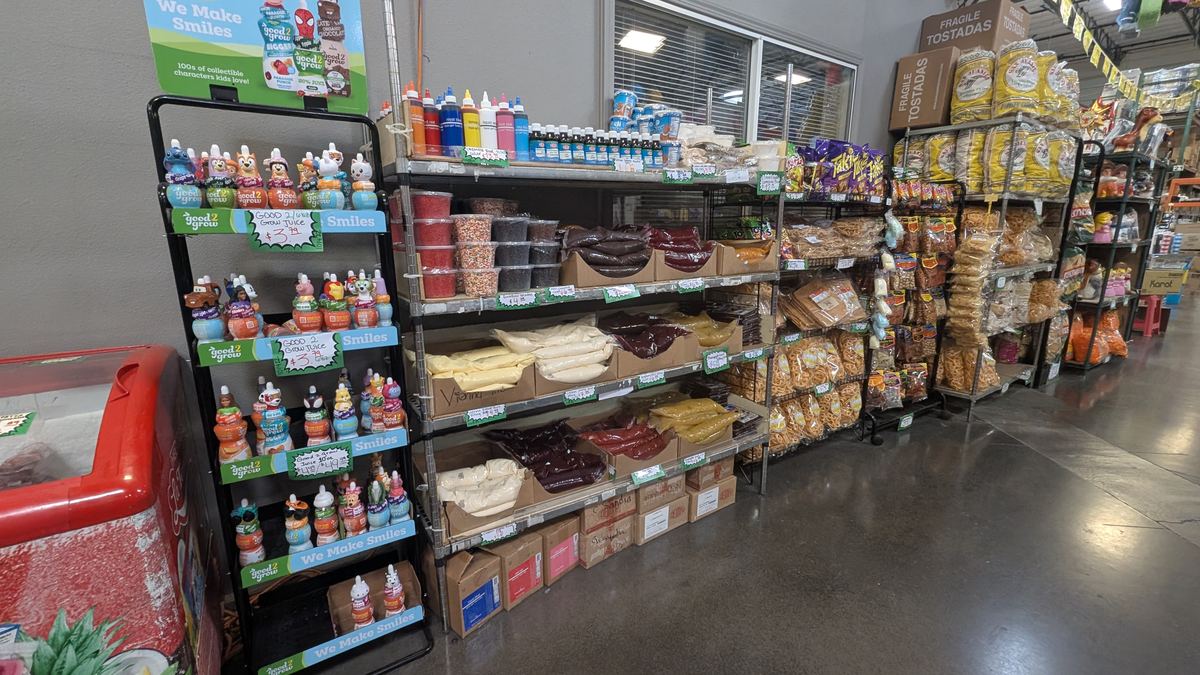 Aisle and supplies inside Central Cash & Carry, photo 34